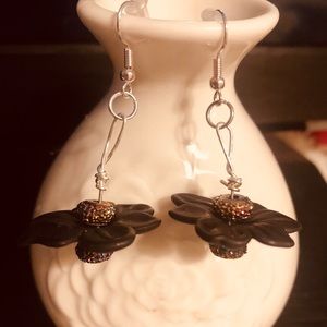Southwest Cowgirls Floating Flowers Earrings